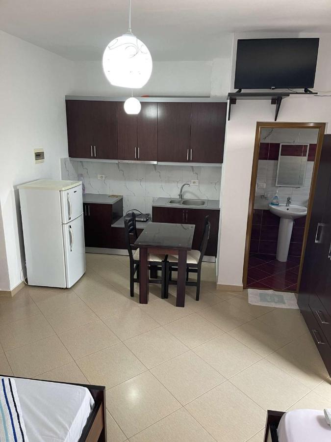 Vila Ronaldo Apartment Ксамил Екстериор снимка