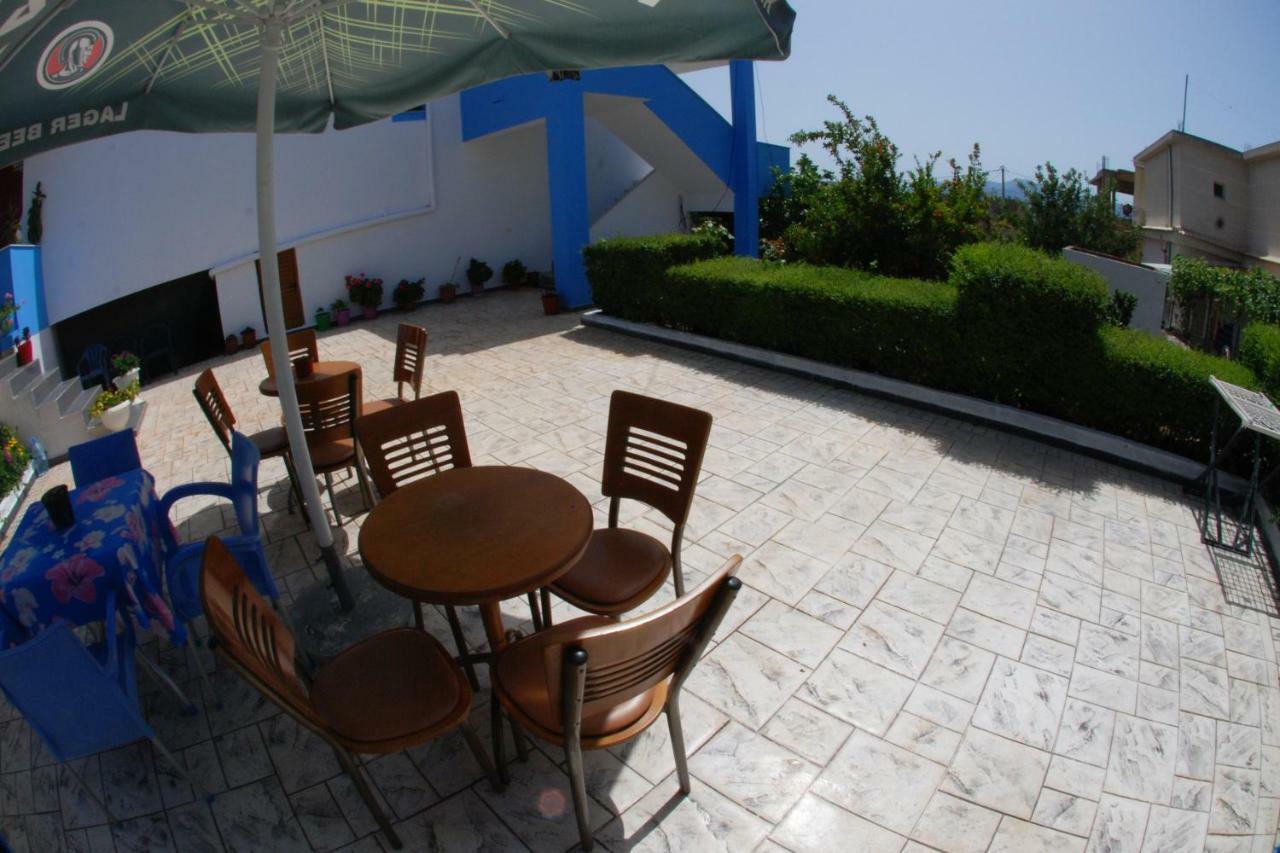 Vila Ronaldo Apartment Ксамил Екстериор снимка