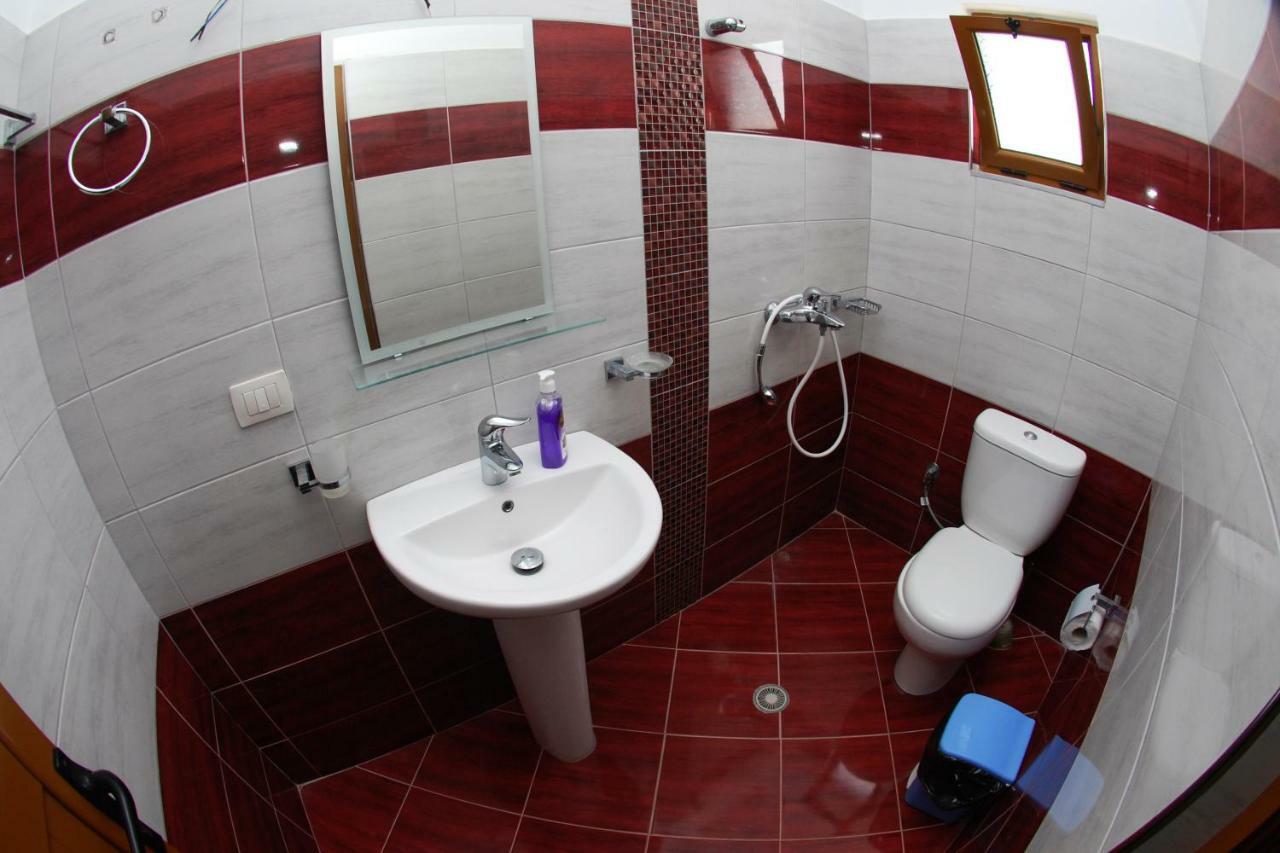 Vila Ronaldo Apartment Ксамил Екстериор снимка